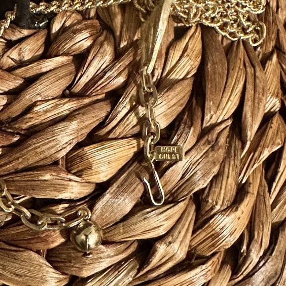 Vintage Layered Gold Tone Necklace Signed Hope Chest - Picture 8 of 10